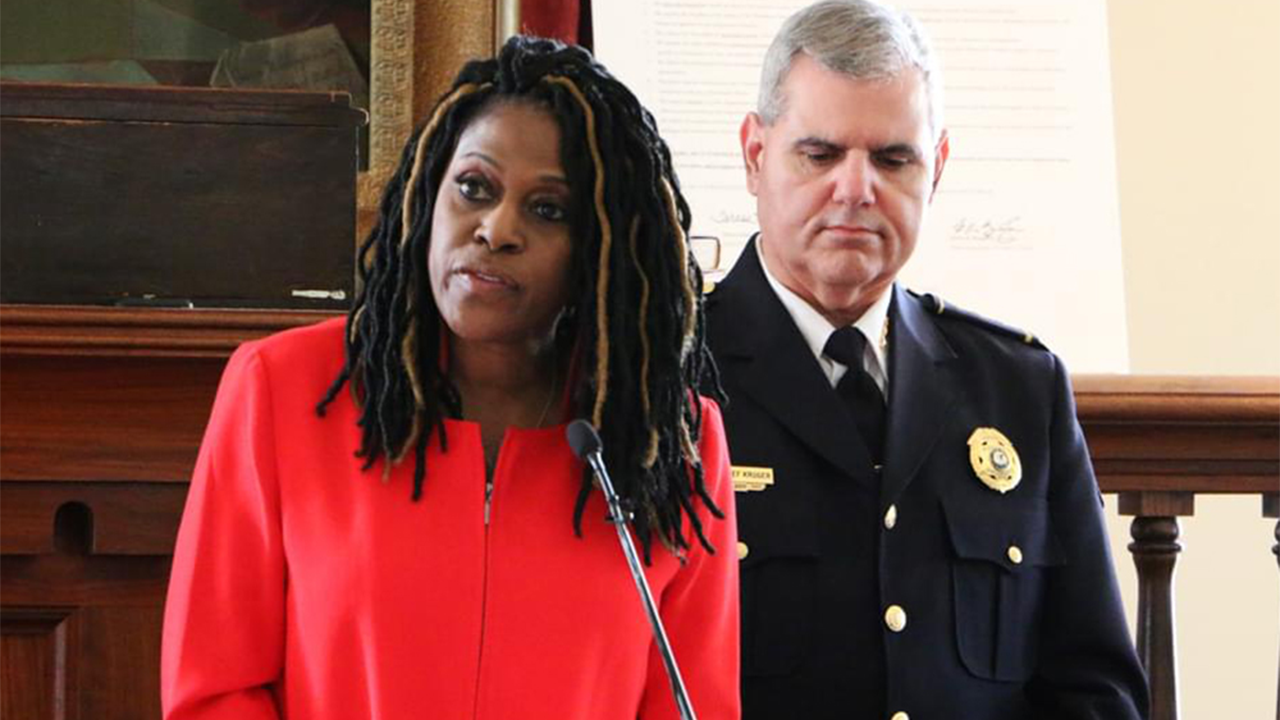Illinois NAACP President Suspended and Apologizes for Offensive Remarks about Migrants
