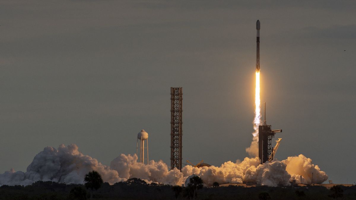 SpaceX's Back-to-Back Starlink Missions: A Productive Week for Elon Musk's Company