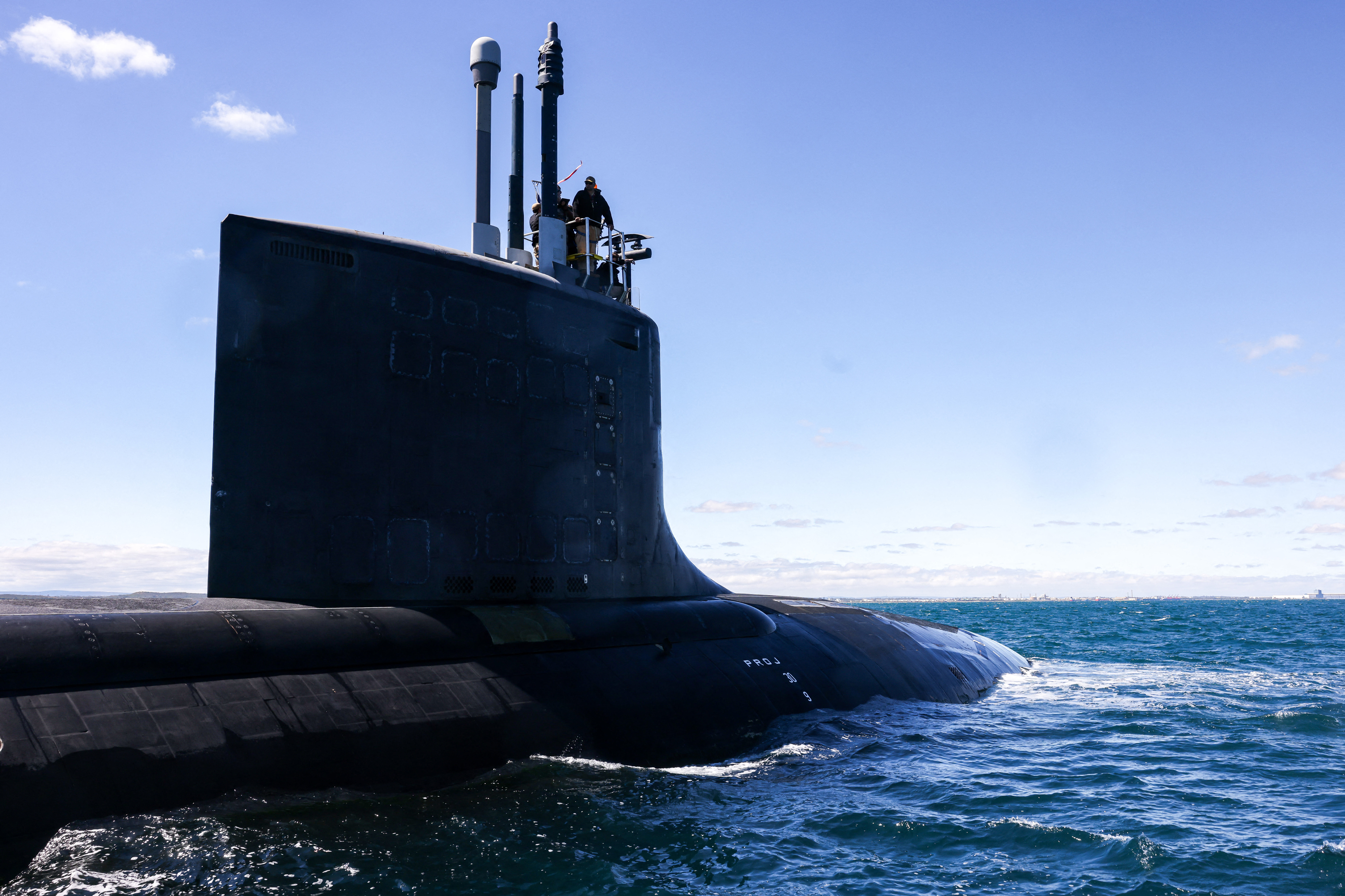 Featured image for US Defense Reviews AUKUS Security Pact Amid Political Changes