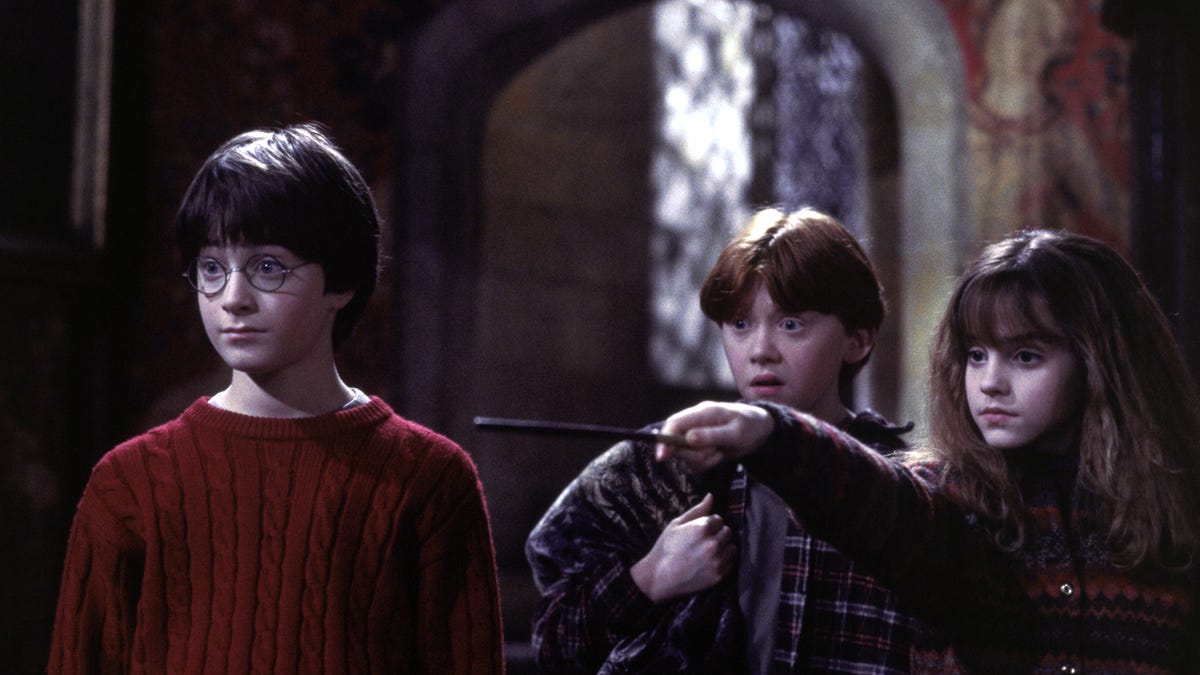 Featured image for TikTok's Latest Obsession: 'Harry Potter' Chess Scene Explained