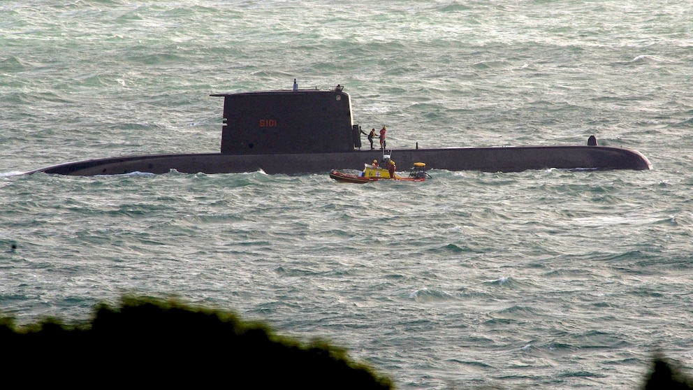 Tragedy Strikes: Fatal Submarine Incident Claims Lives of 3 South African Navy Personnel