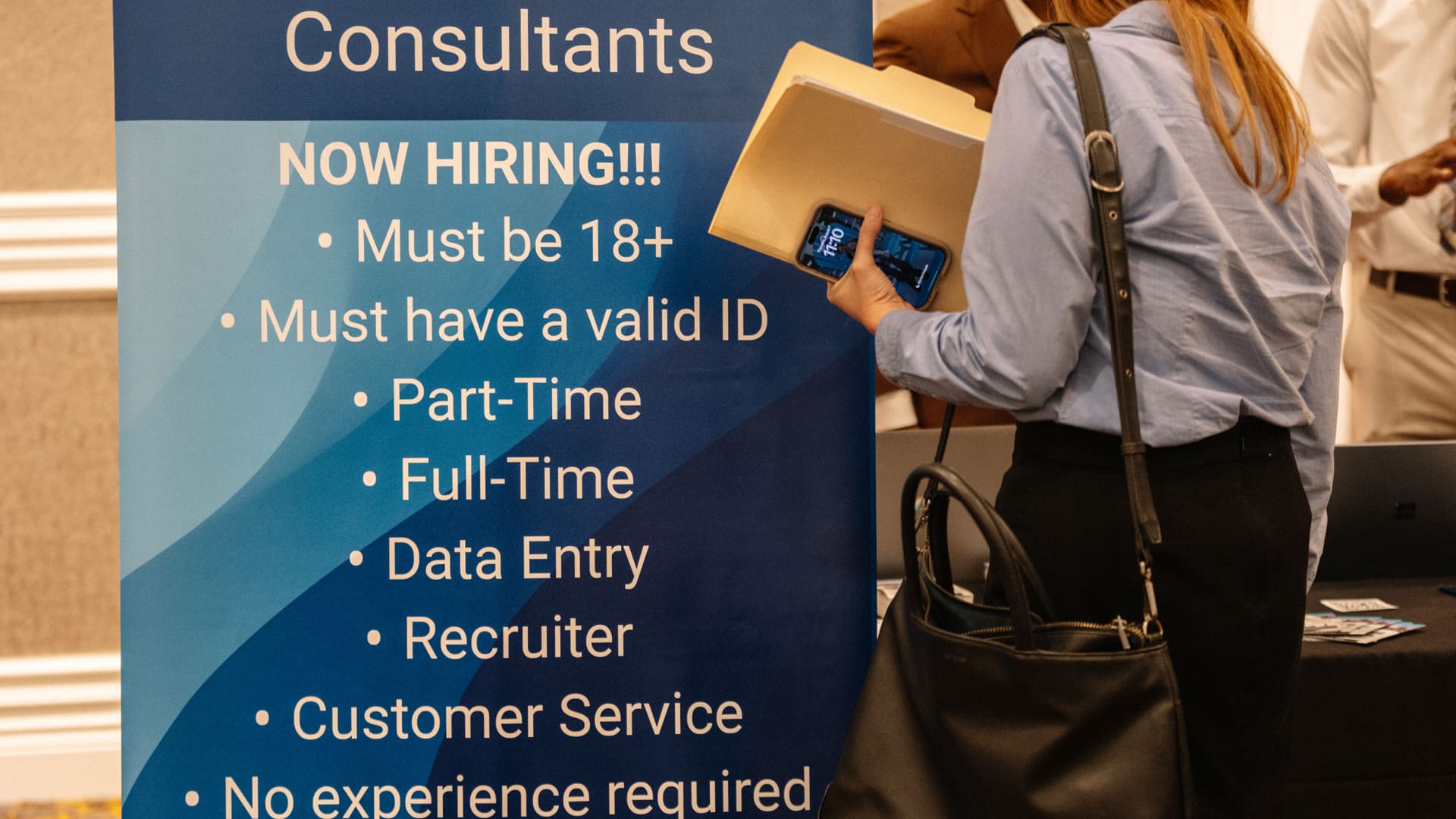 Fed Likely to Cut Rates Amid Rising Unemployment and Weak Jobs Data