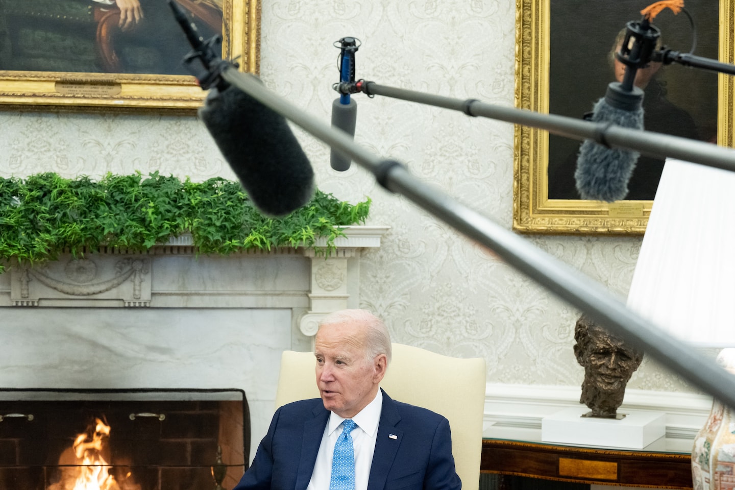 "Biden Authorizes Humanitarian Aid Airdrops in Gaza Amid Escalating Conflict"