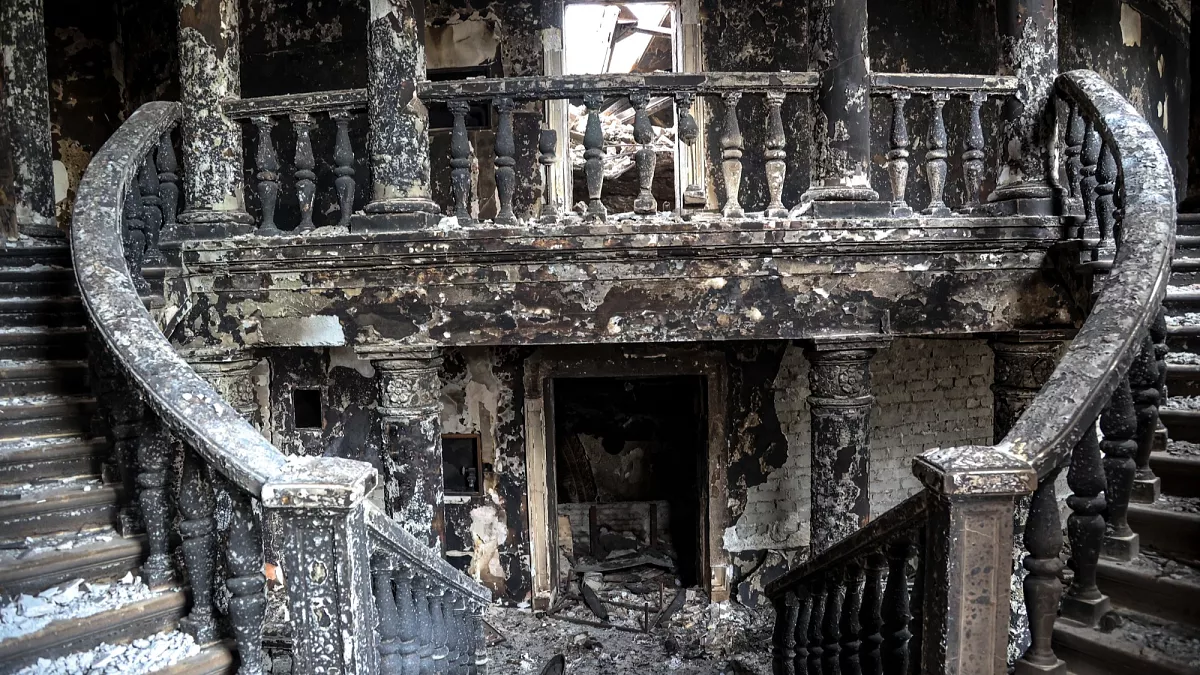 Featured image for UK sanctions Russian spies over cyberattacks and Mariupol theater bombing