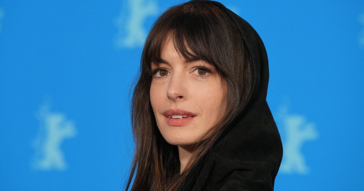 Featured image for Anne Hathaway's Career Warning at Age 35: A Common Struggle for Women