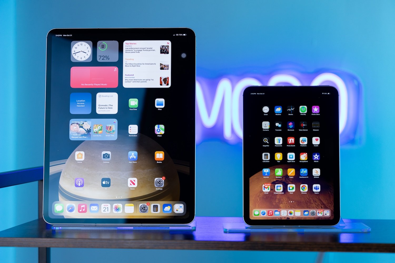 Featured image for Apple to Launch OLED Displays Across iPad and MacBook Lines in 2026