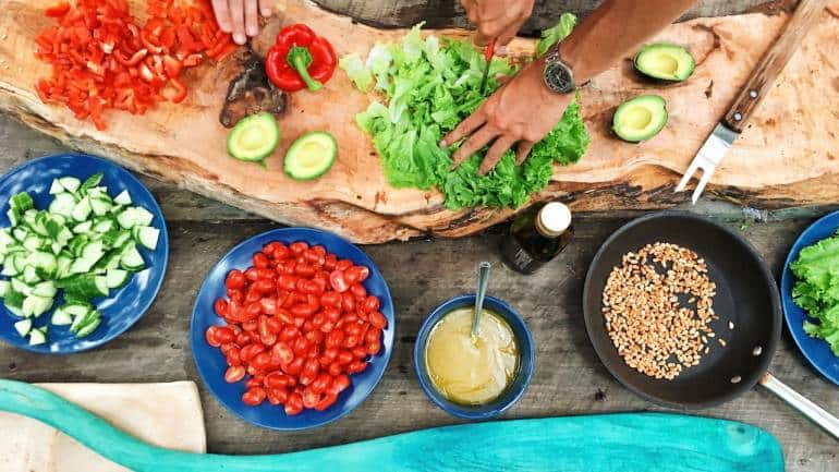 "The Science Behind Calorie Restriction: Weight Loss and Longevity Explained"