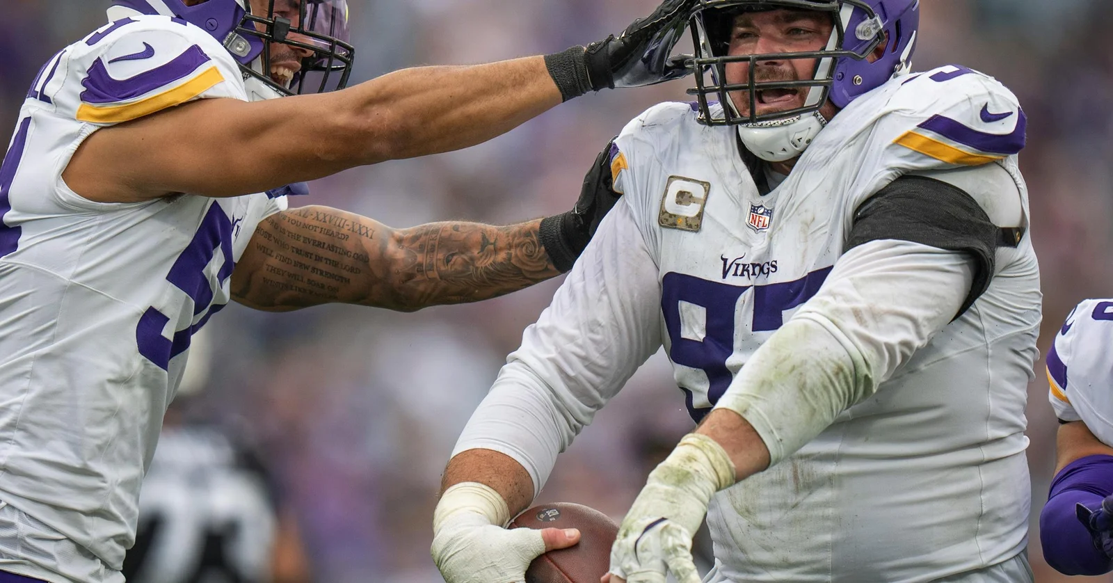 Jets bolster defense with trade for Harrison Phillips and Jowon Briggs