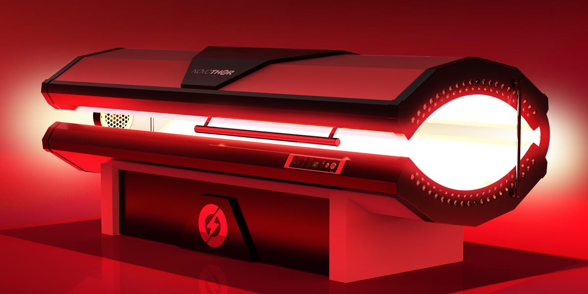 Featured image for Tech Execs Splurge on $150K Red-Light Therapy Beds and $70K Hyperbaric Chambers for Wellness