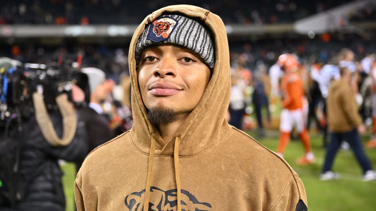 Bears Confident in Justin Fields as Starting QB Against Lions