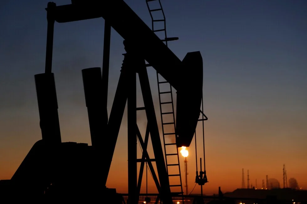 Iran Conflict Threatens Global Oil and Gas Lifelines