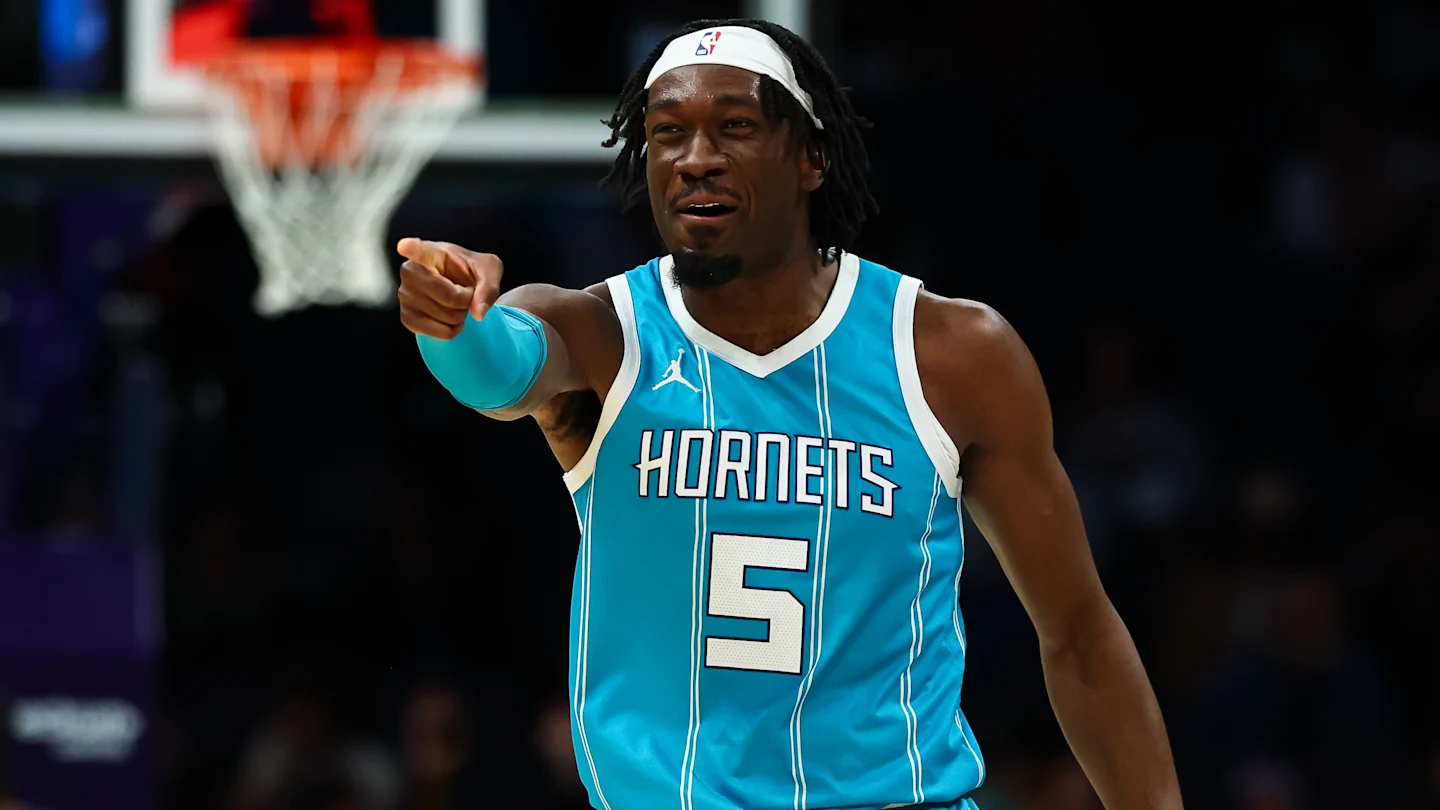 Featured image for Lakers Sign Deandre Ayton, Highlighting Excitement to Play with Luka Doncic