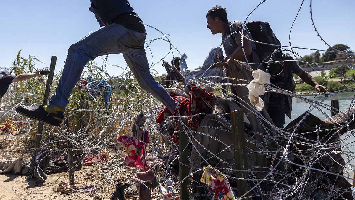 Featured image for Record-breaking surge in migrant encounters at US southern border as fiscal year ends