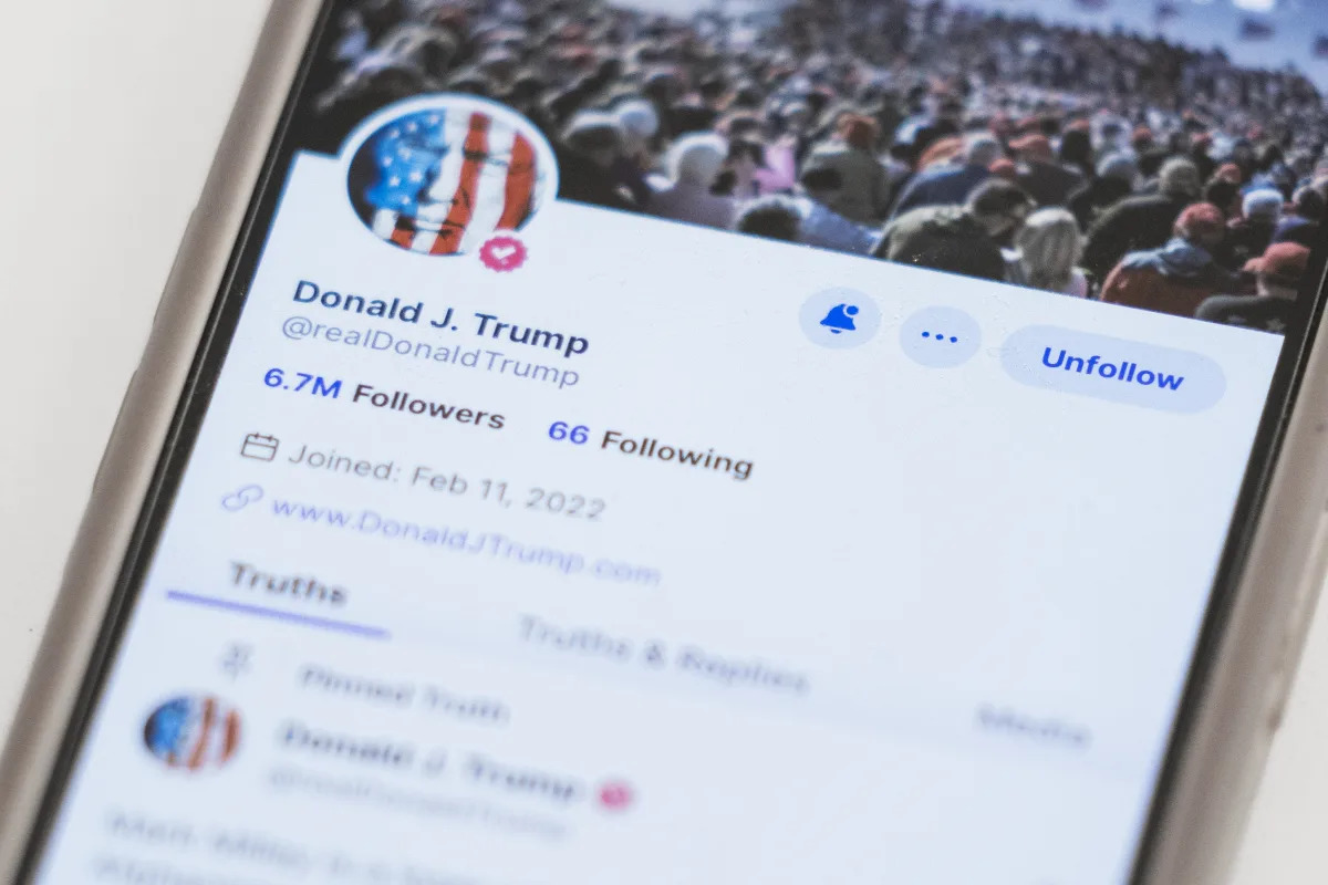 "Trump's Truth Social Debut Could Yield $3.5 Billion Windfall"