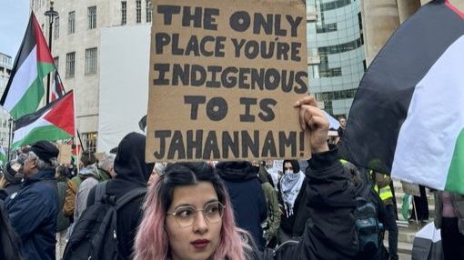 Featured image for "Pro-Palestine March in London: Controversy and Commitment"