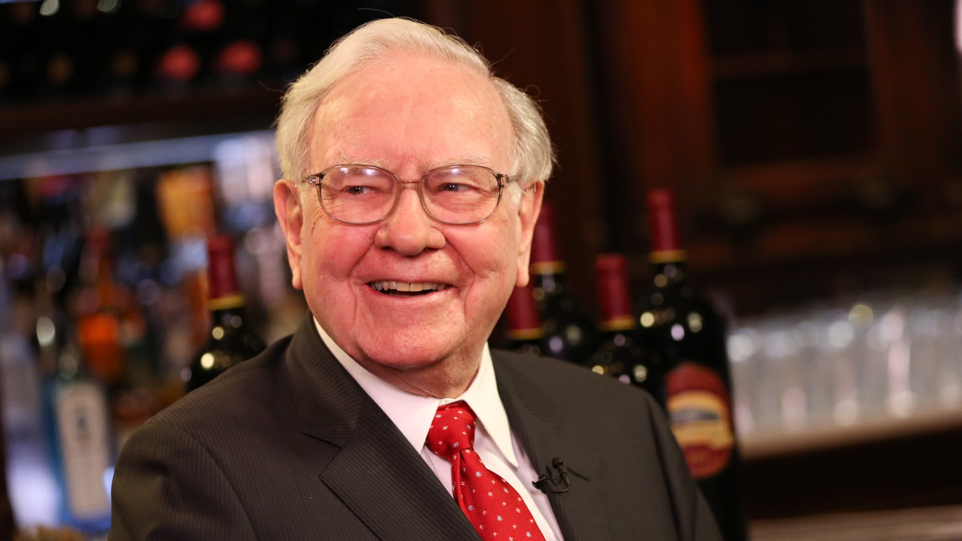 Investment Insights: Following Buffett, Schwab, and Morgan Stanley in 2023.