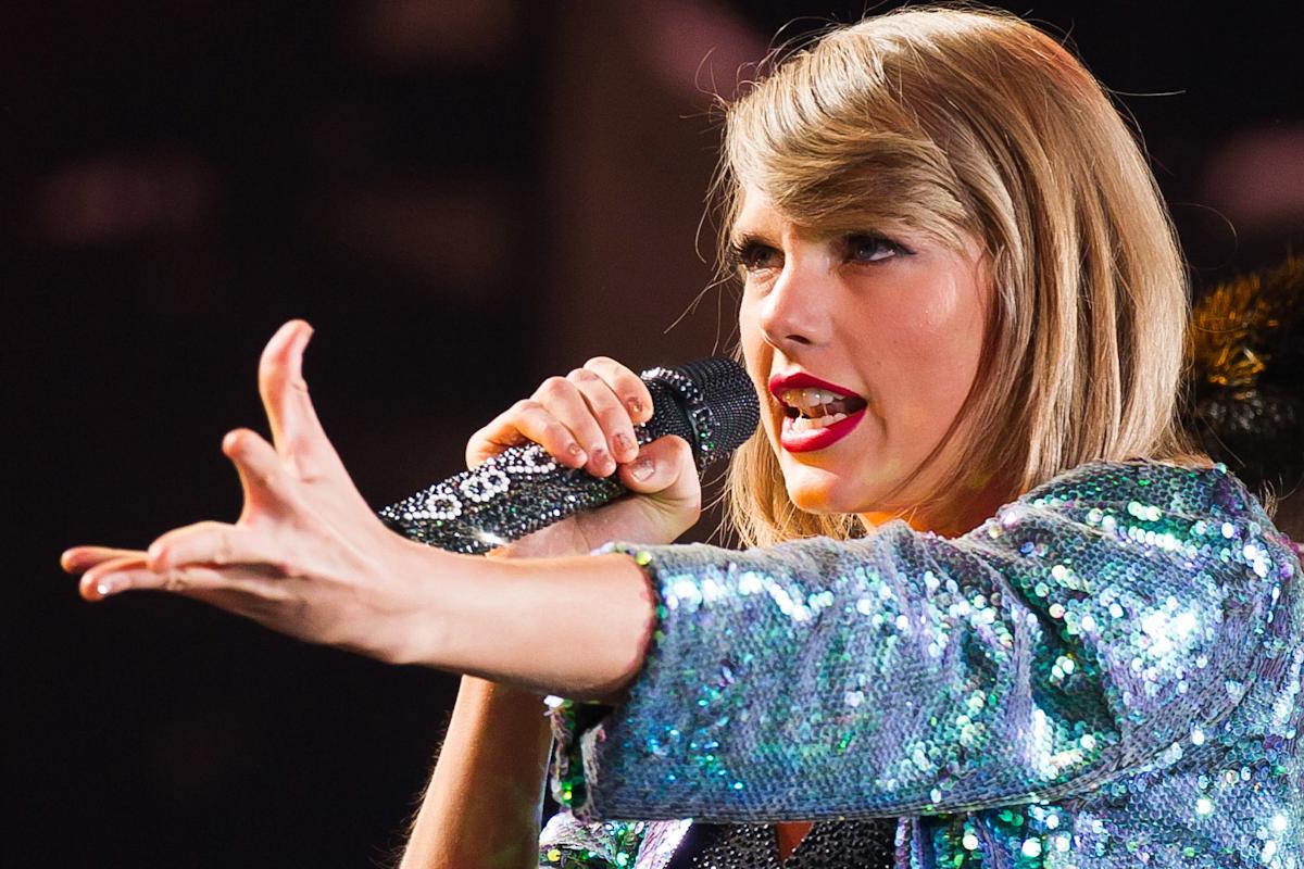 Featured image for Taylor Swift Celebrates Music Rights Win and Celebrity Moments