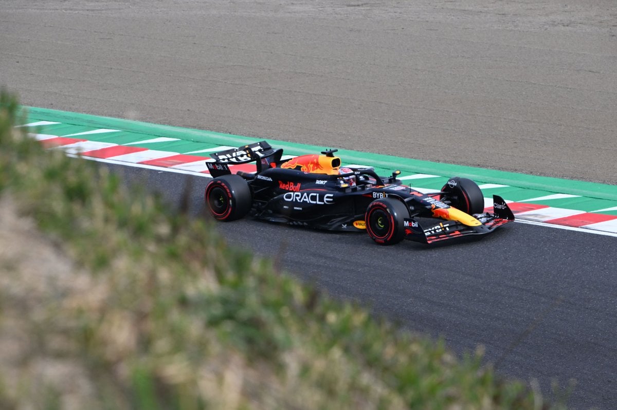 Featured image for "Intriguing Japanese GP: F1 Strategy Headache Unfolds"