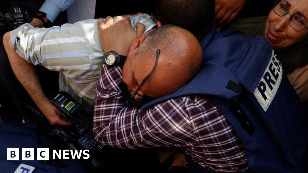 Israeli military accused of lack of accountability in journalist deaths.