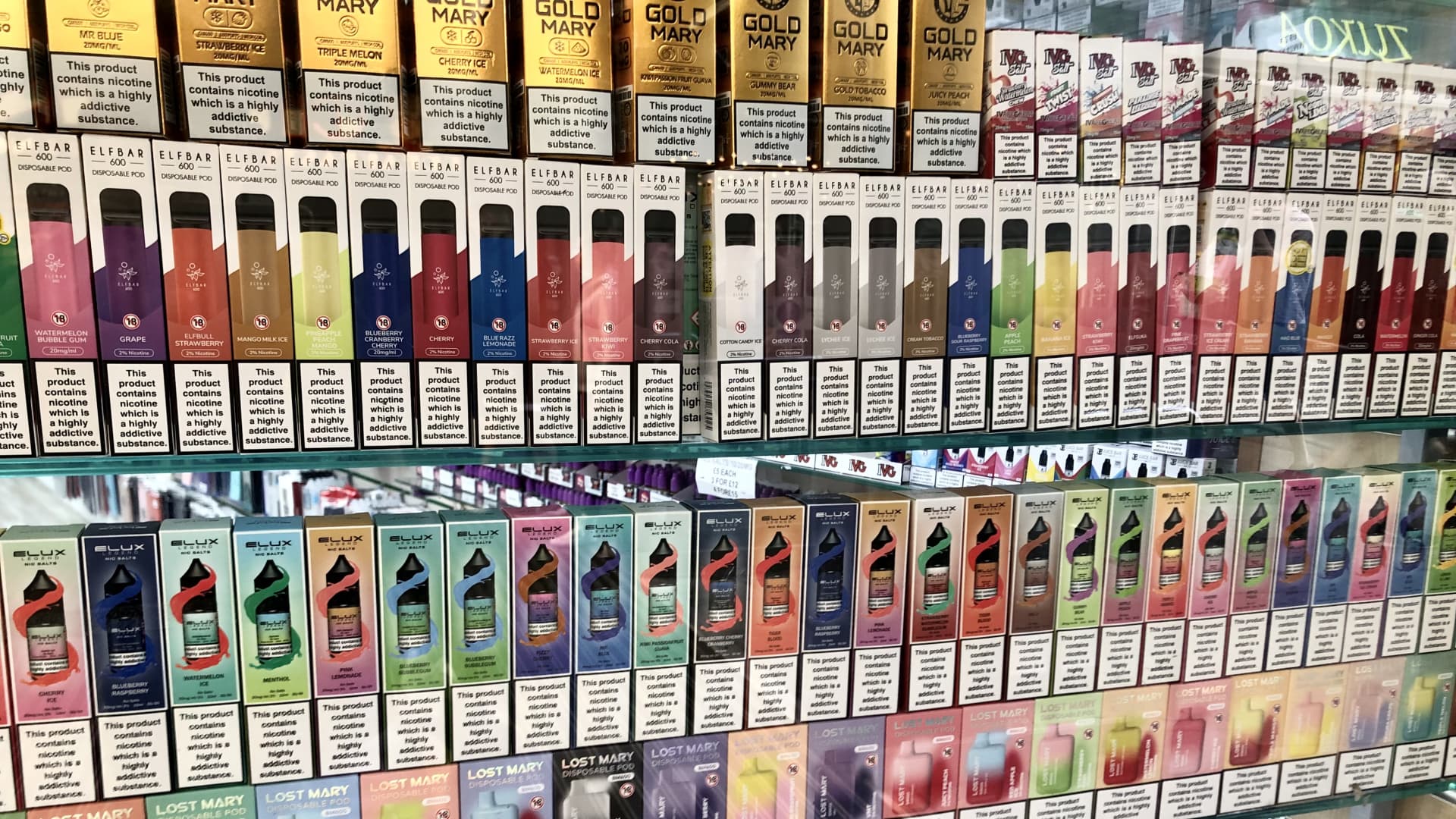 Featured image for "UK Implements Ban on Disposable Vapes and Flavored E-cigarettes Targeting Youth"