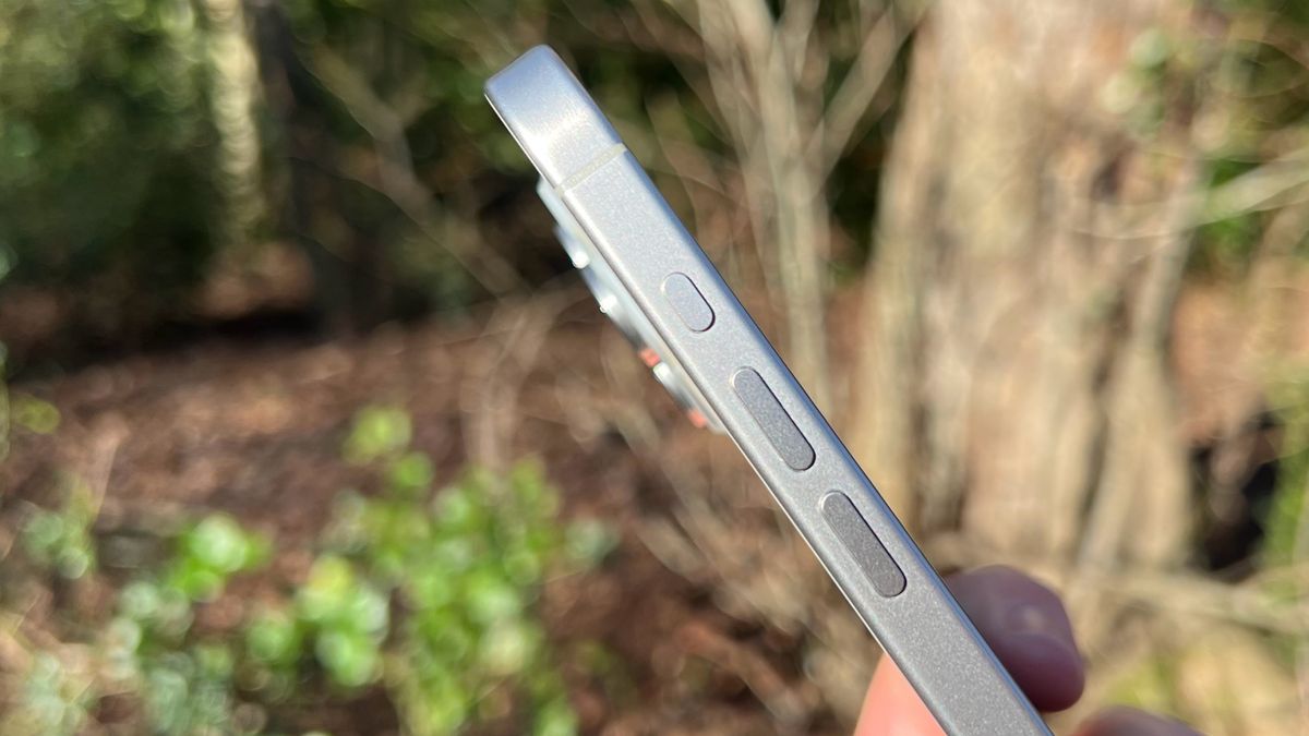 "Rumored Design Changes for iPhone 16 Pro and Pro Max: Glossy Finish and New Buttons"