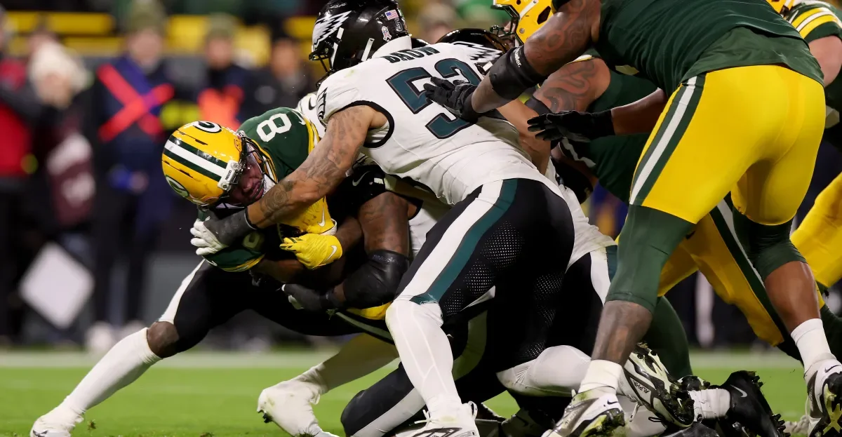 Eagles Defense Foils Packers' Critical Fourth-Down Play