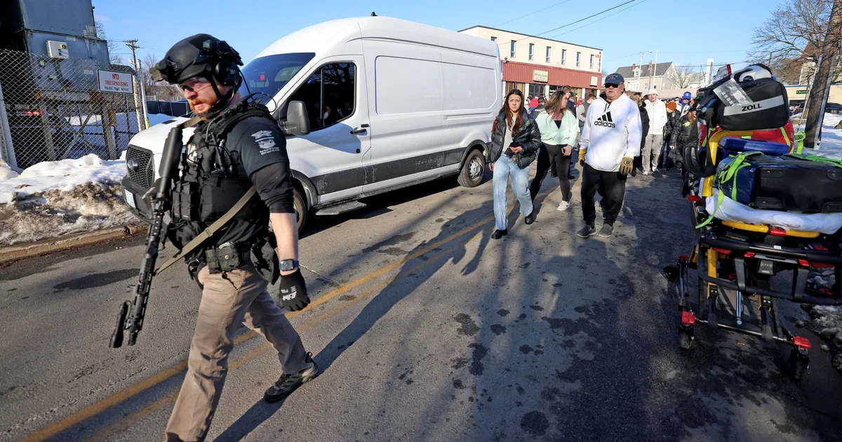 Pawtucket rink shooting leaves two dead; suspect dead