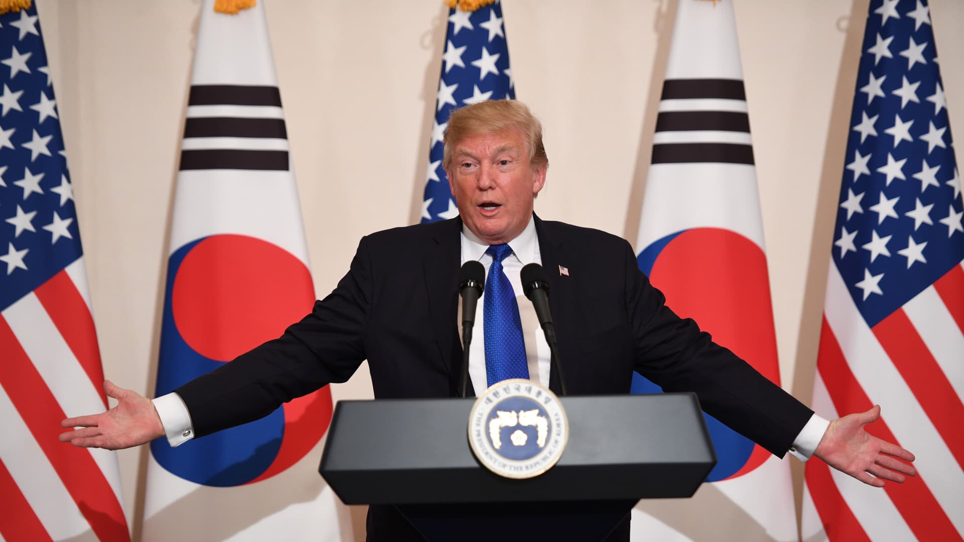 Featured image for Trump Signs 15% Trade Deal with South Korea Amid US-South Korea Negotiations