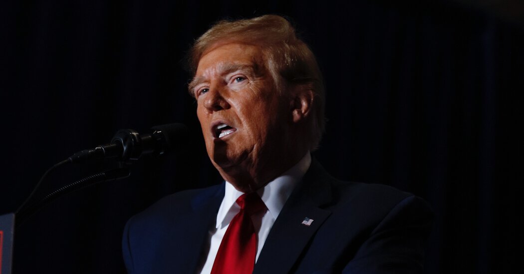 "Trump Backs 16-Week Abortion Ban in Private Conversation"