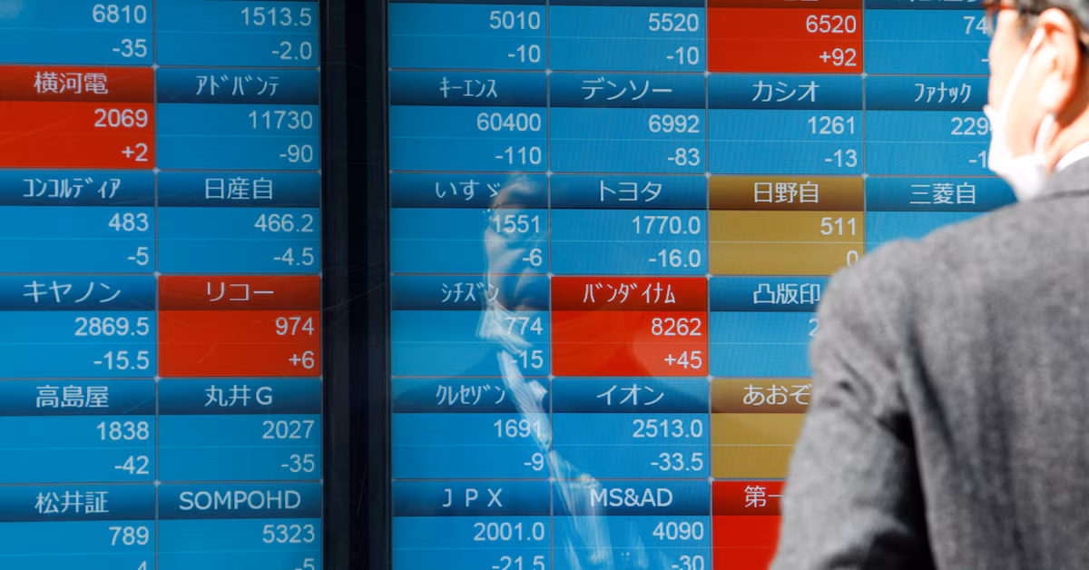 Tech Giants Stumble, Sending Friday Markets into Turmoil