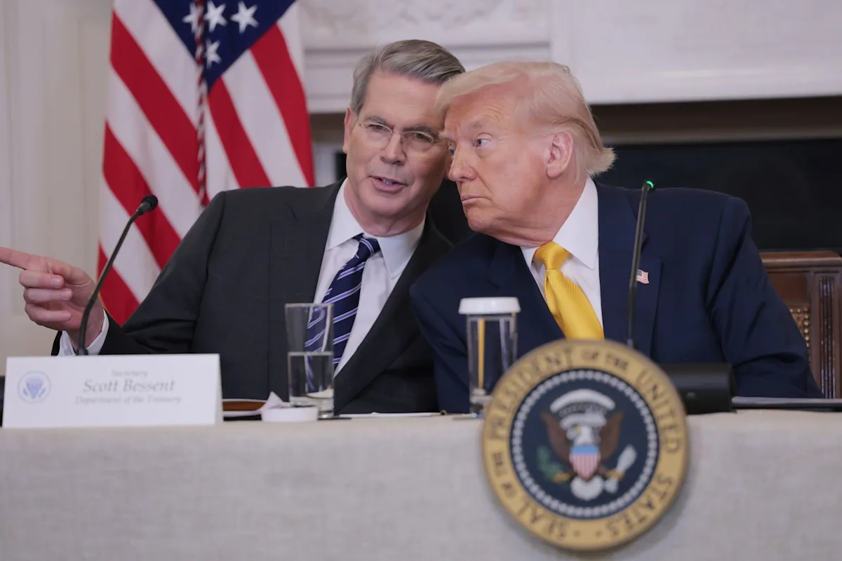 Bessent Emerges as Potential Fed Chair Candidate