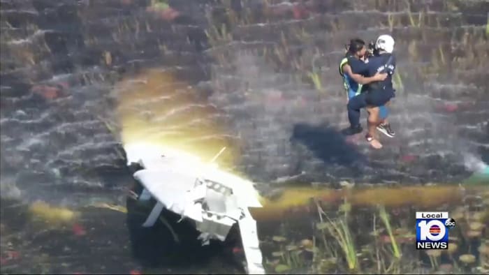 Pilot Survives Everglades Plane Crash, Rescued After Hours