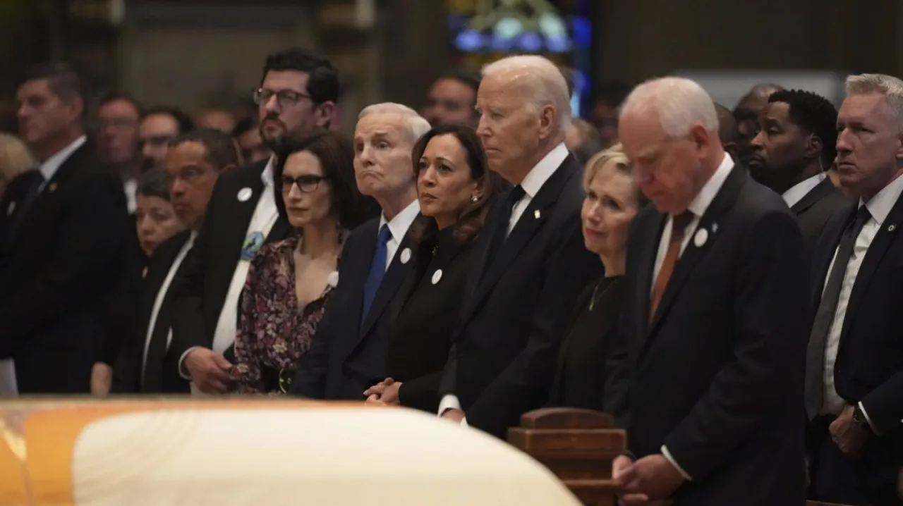 Featured image for Biden and Harris Attend Funeral of Slain Minnesota Lawmaker and Husband