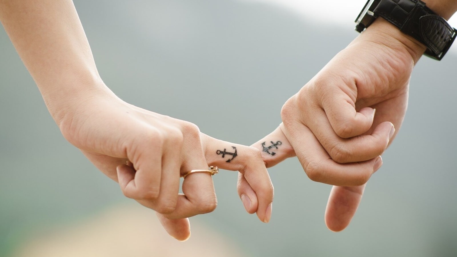 "April 17, 2024: Love and Relationship Horoscope Insights"
