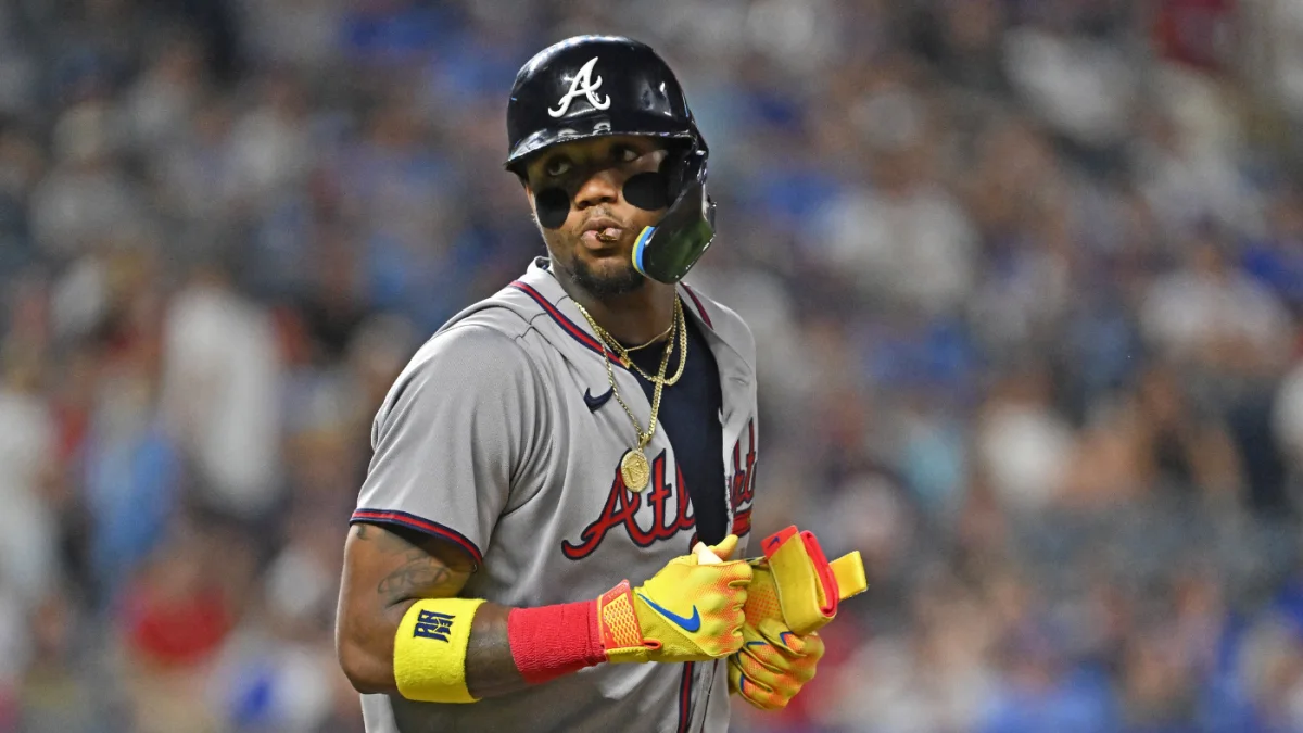 Braves' Ronald Acuña Jr. sidelined with calf strain