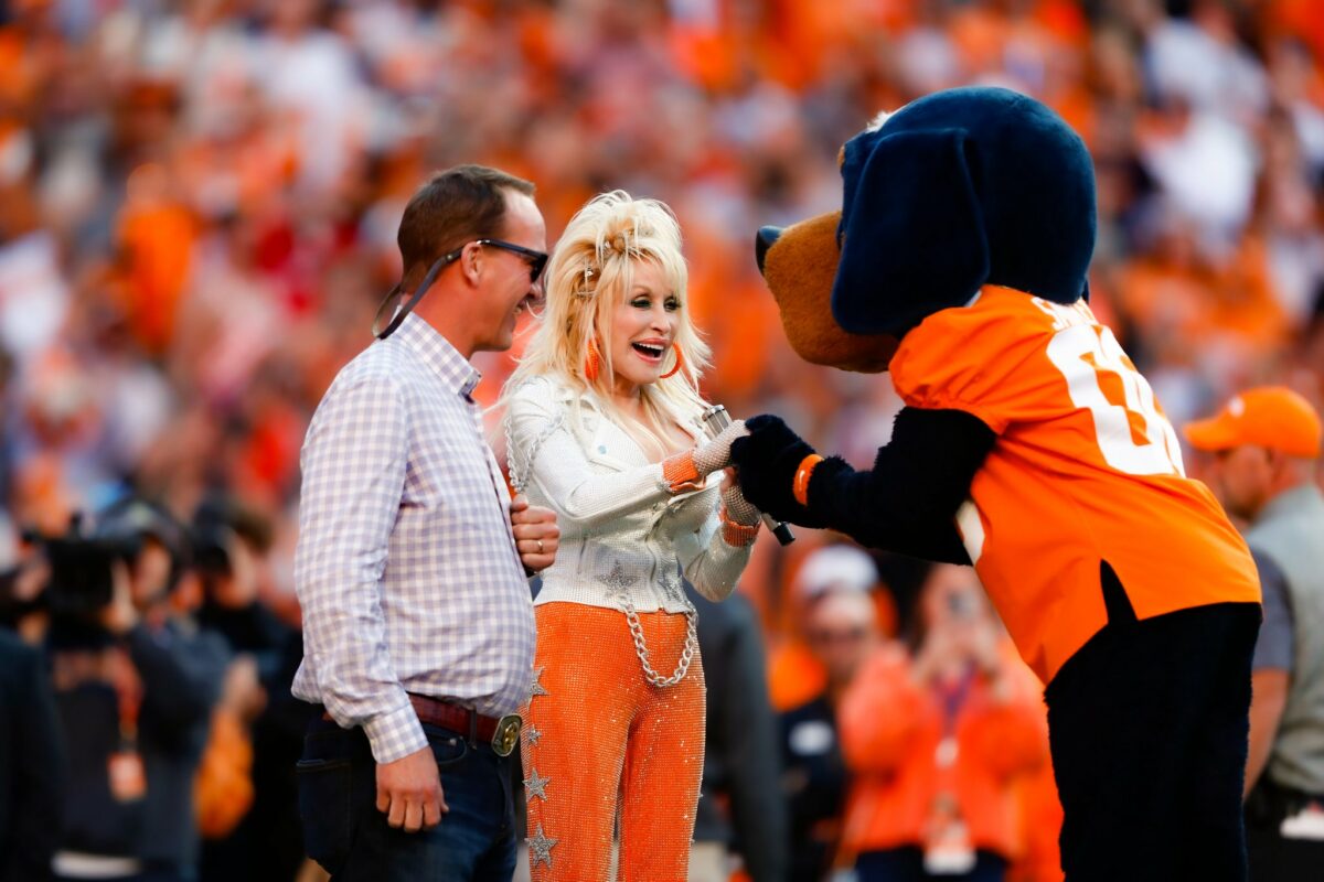 Dolly Parton and Peyton Manning Unite for Memorable 'Rocky Top' Performance