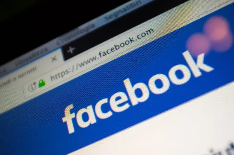 "Meta Resolves Facebook and Instagram Outage, Musk Gloats"