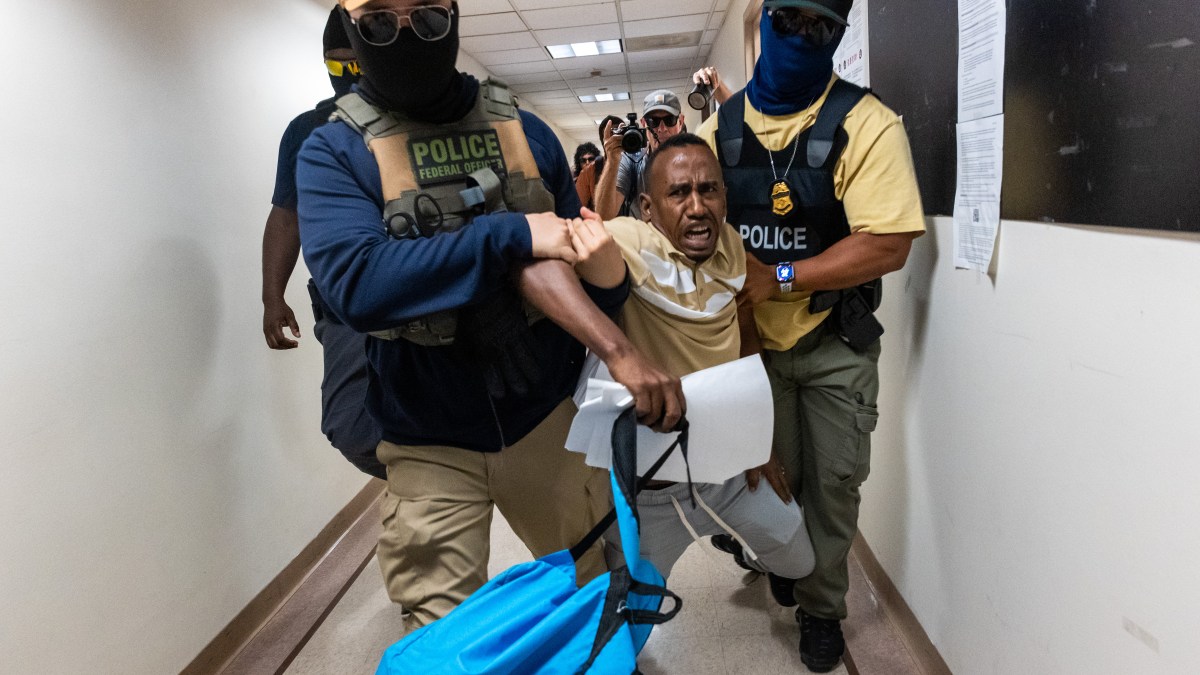 Featured image for Pope Leo Advocates for Migrants and Economic Justice