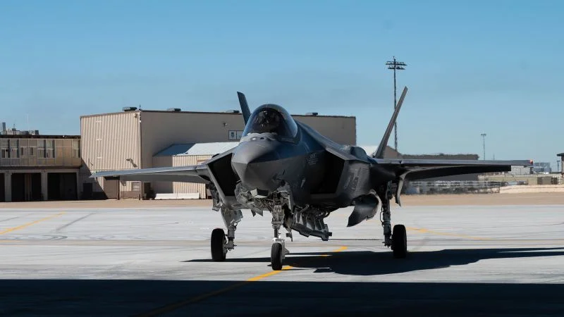 UK to Acquire Nuclear-Capable F-35 Jets and Join NATO Nuclear Mission
