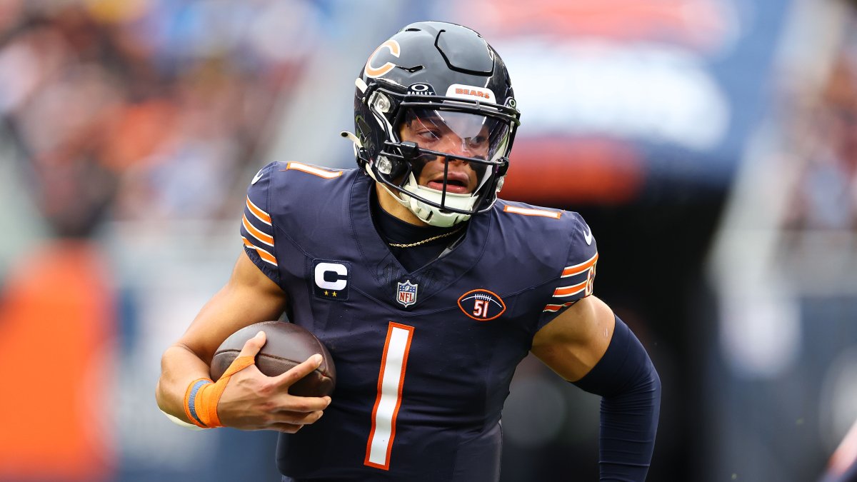 "NFL Execs Speculate on Potential Justin Fields Trade as Three Teams Show Interest"