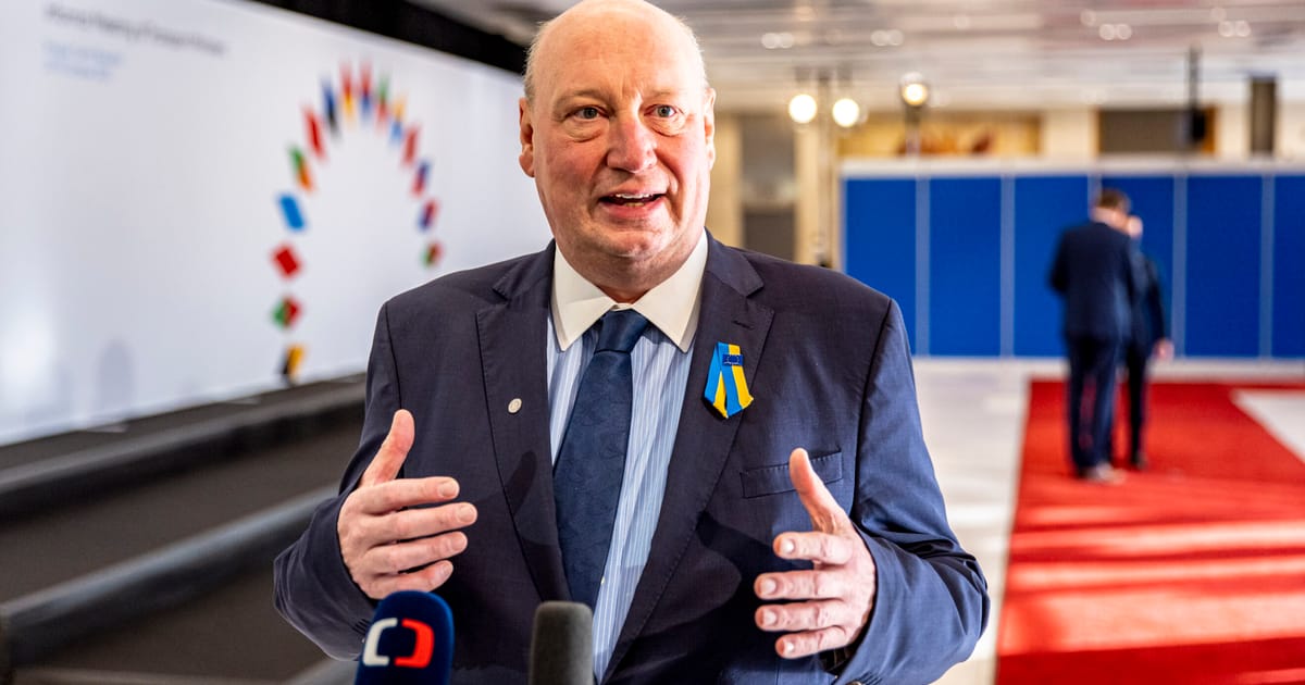 EU Transport Chief Resigns Amid Free Qatar Flight Scandal.
