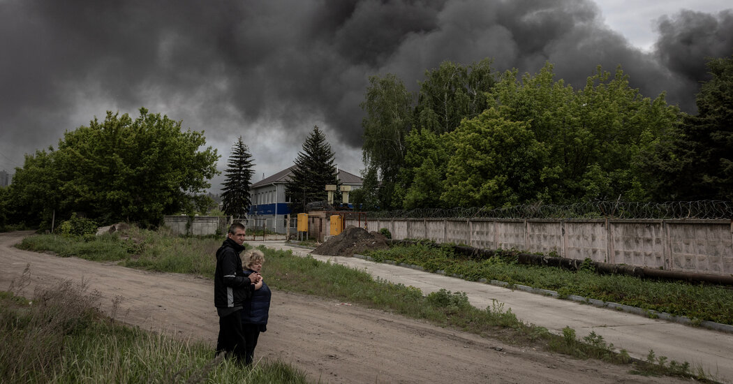Biden Approves Limited Ukrainian Strikes in Russia with US Weapons