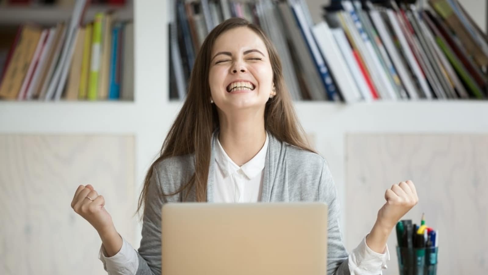 "Jan 18, 2024: Navigating Career, Health, and Change in Your Horoscope"
