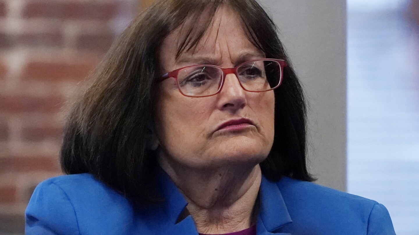 "New Hampshire Democratic Rep. Annie Kuster's Surprise Retirement Shakes Up Election Race"