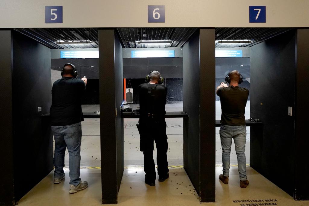 "US Appeals Court Blocks California's Ban on Carrying Concealed Firearms in Public Places"