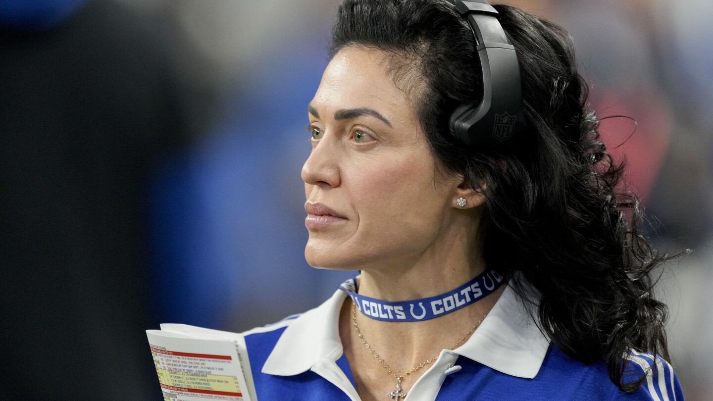Featured image for Carlie Irsay-Gordon Becomes Colts' Principal Owner After Jim Irsay's Passing
