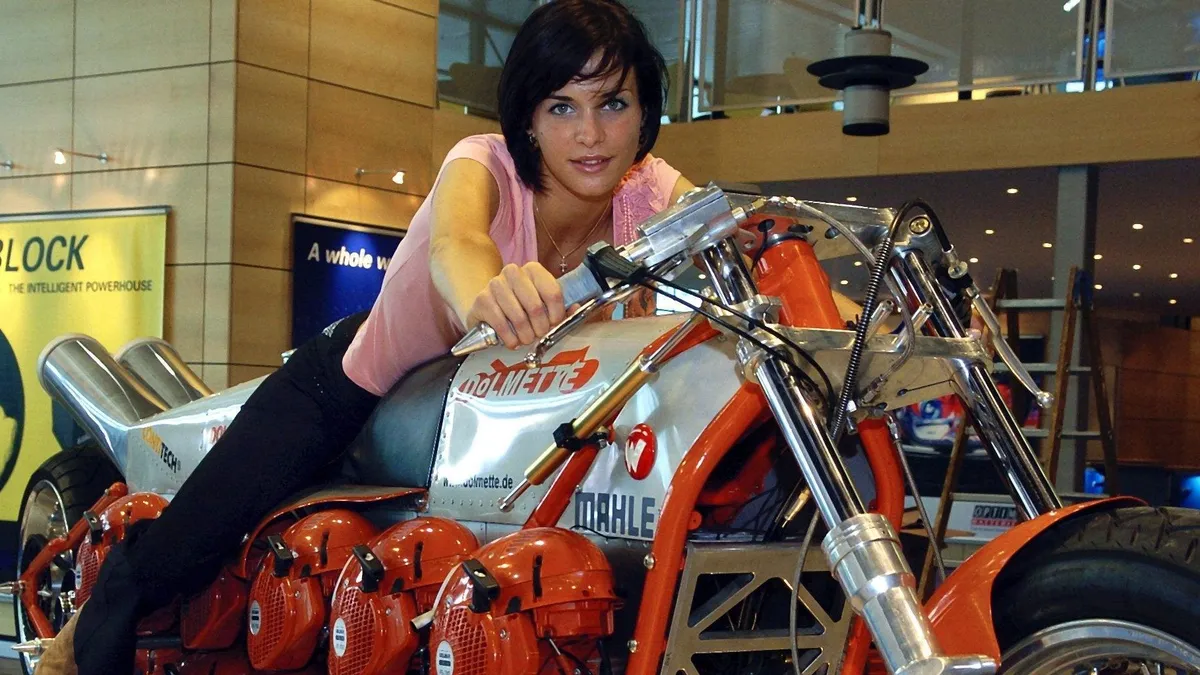 Featured image for "24 Chainsaw Engines Power Insane Custom Motorcycle"