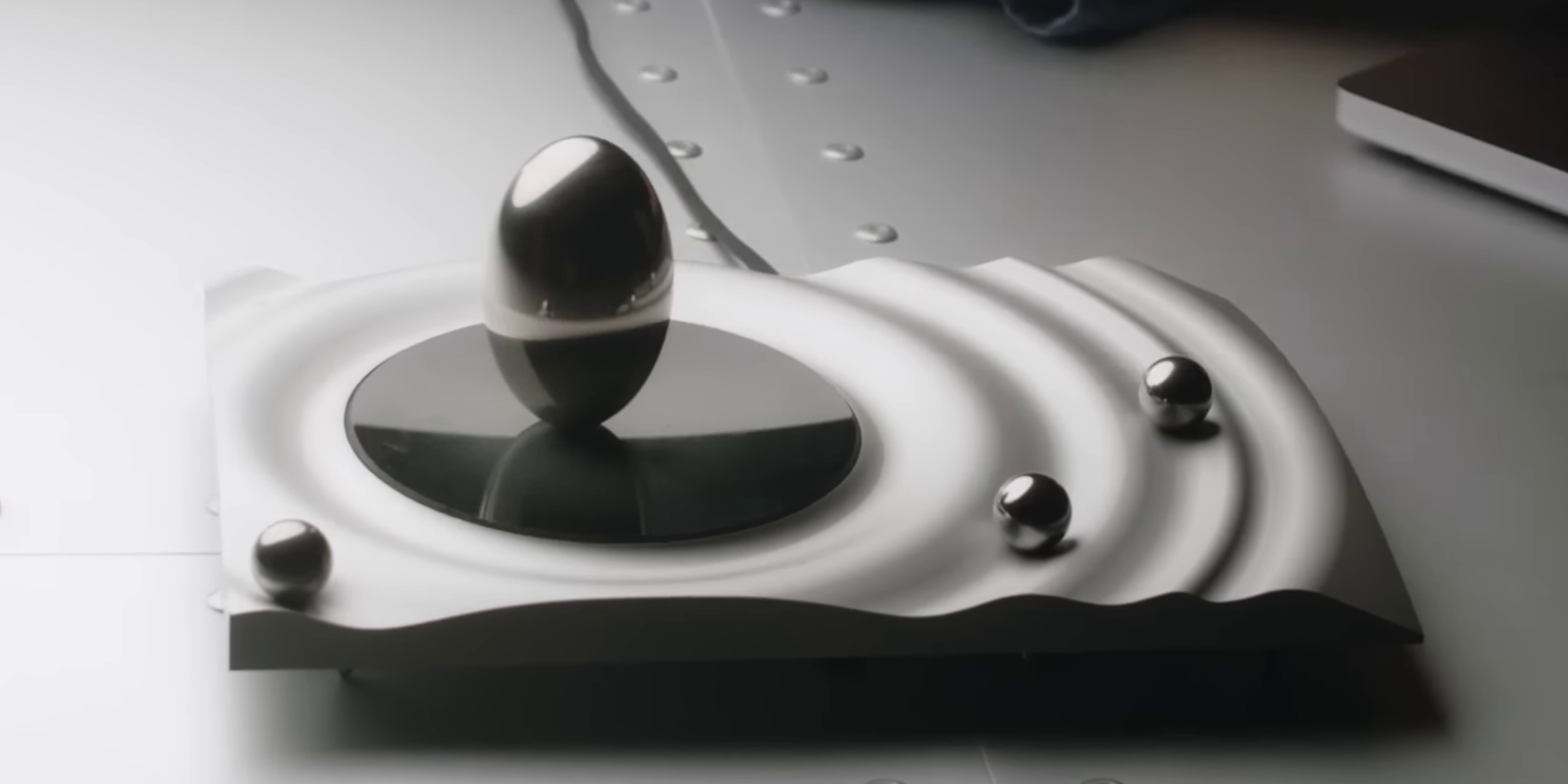 Featured image for "Unraveling the Mystery of the Spinning Egg Phenomenon"