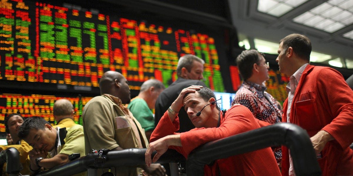 Inflation Control Vital for Avoiding Banking Crisis, Experts Warn