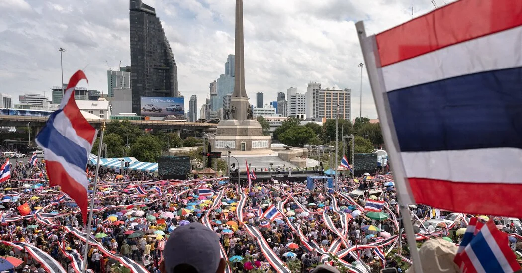 Bangkok Protesters Call for Thai Prime Minister's Resignation Over Leak and Border Dispute